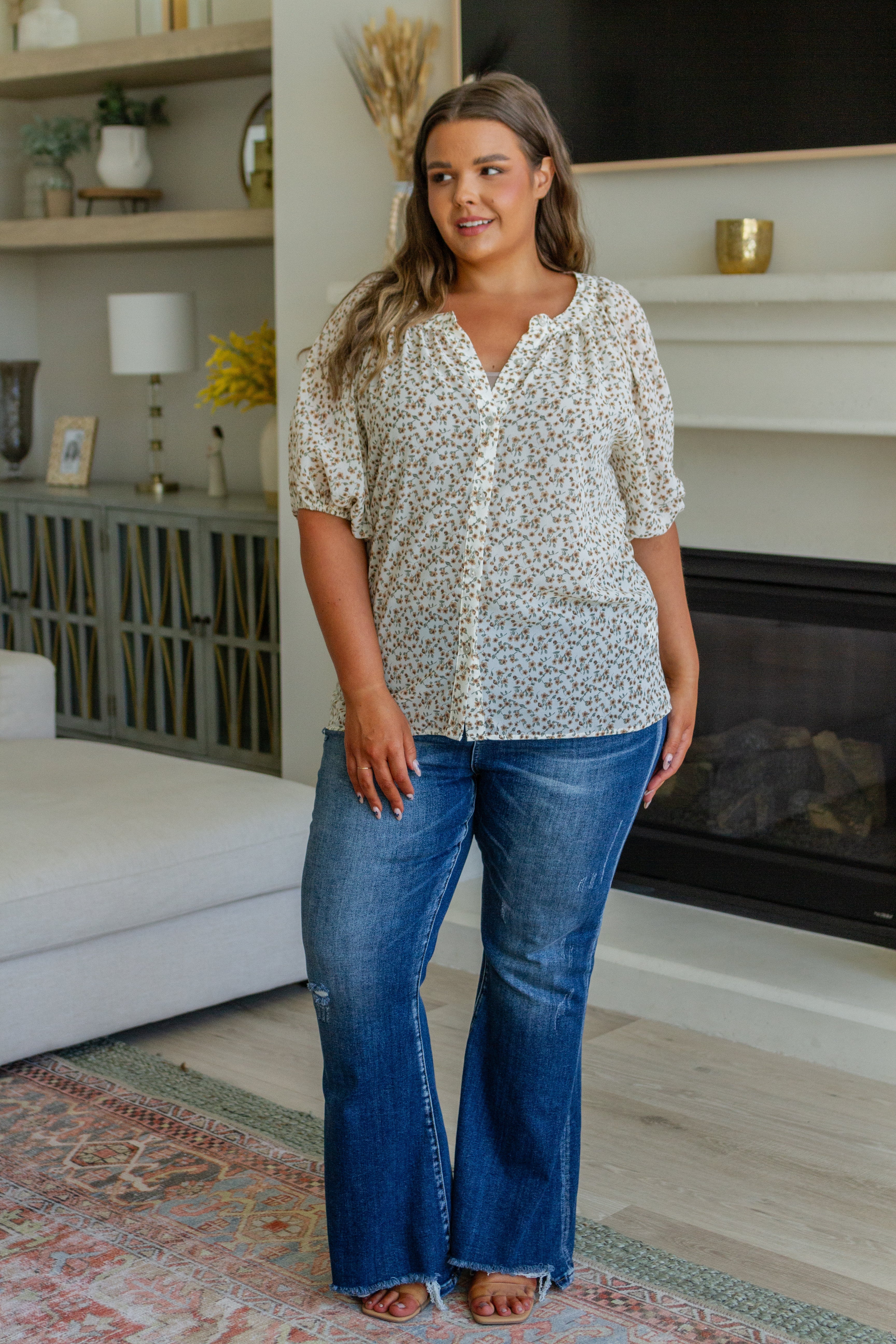 FancyMeFloralButtonDown15