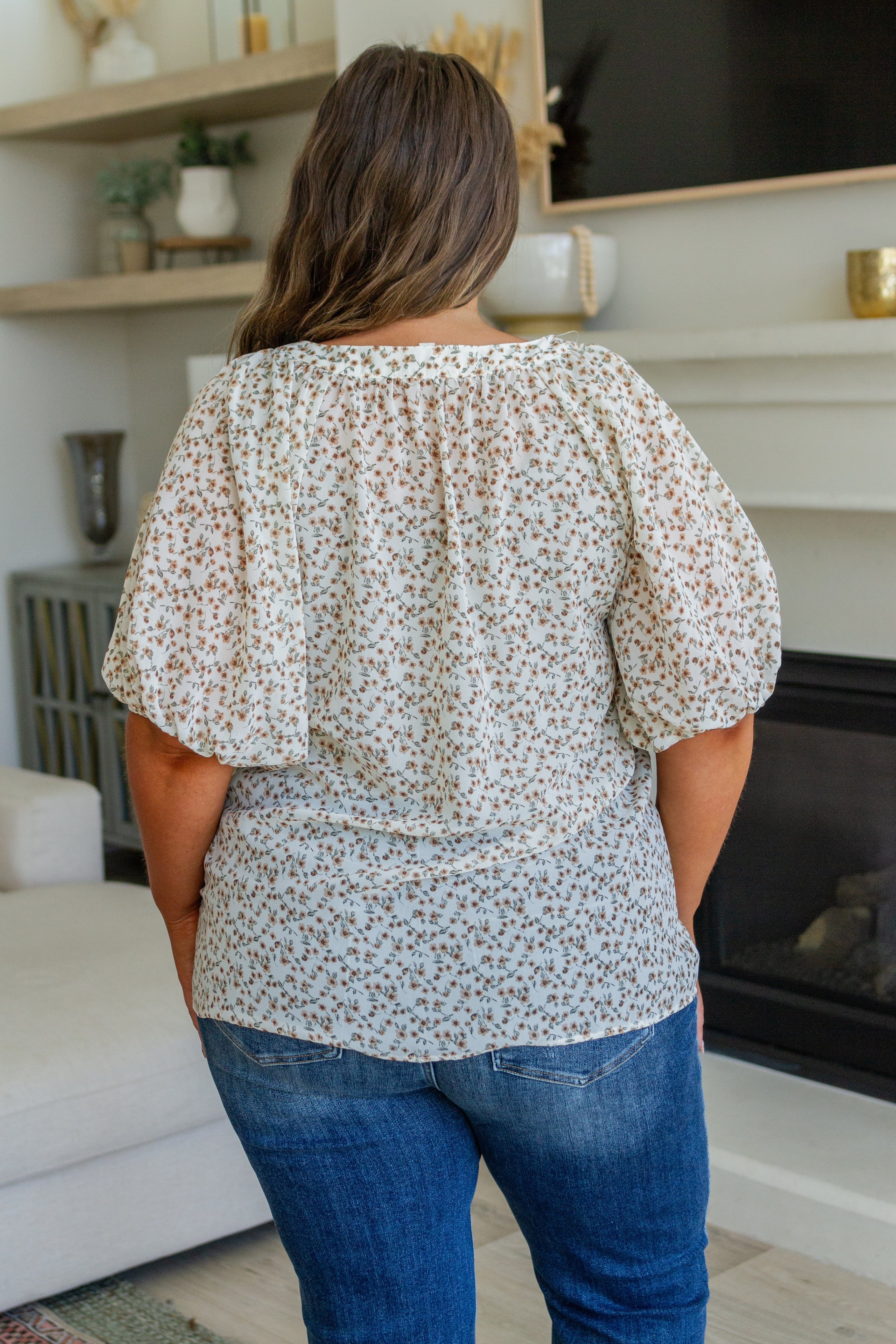 FancyMeFloralButtonDown23