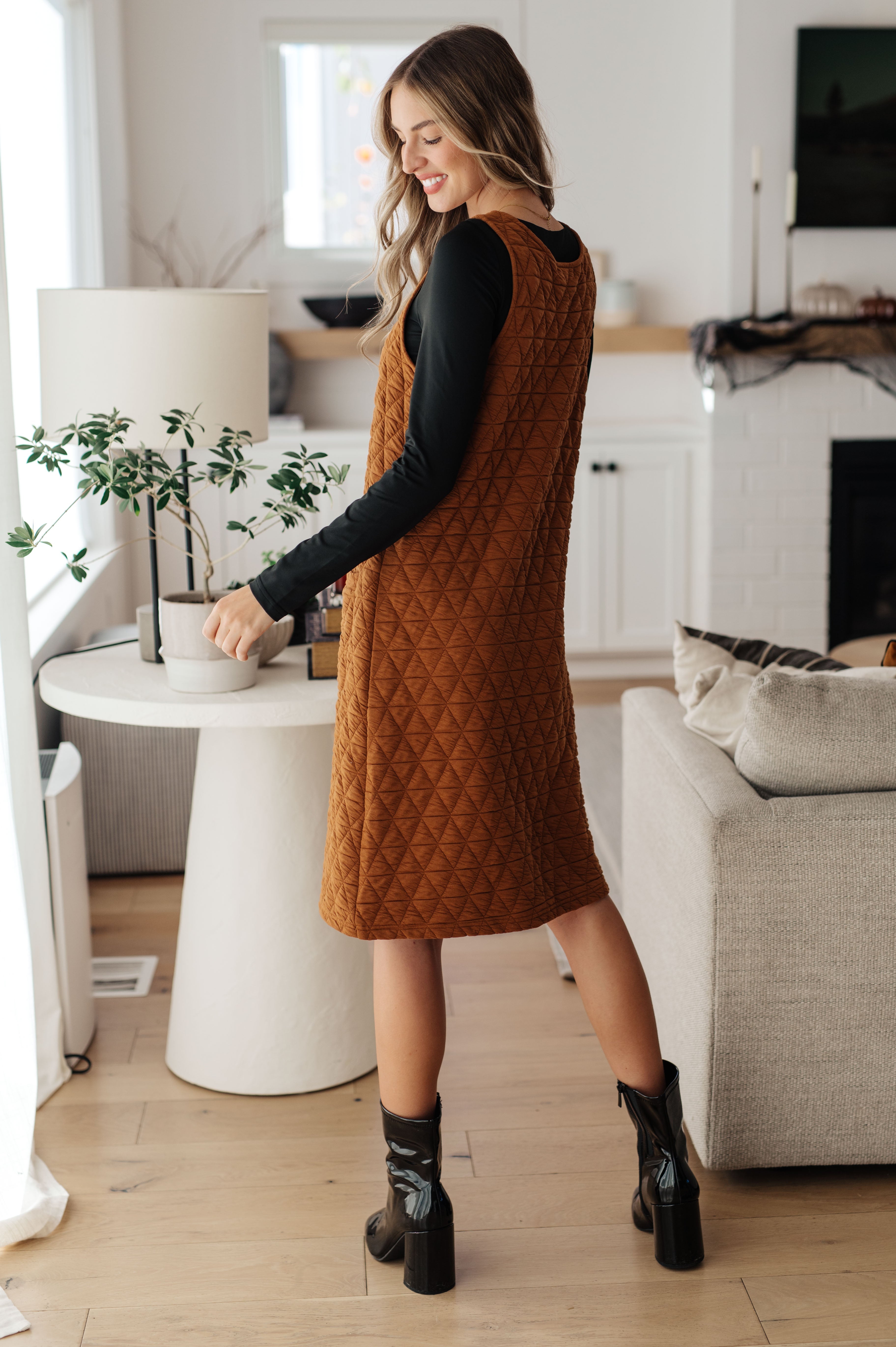 FreeFallingQuiltedMidiDress3