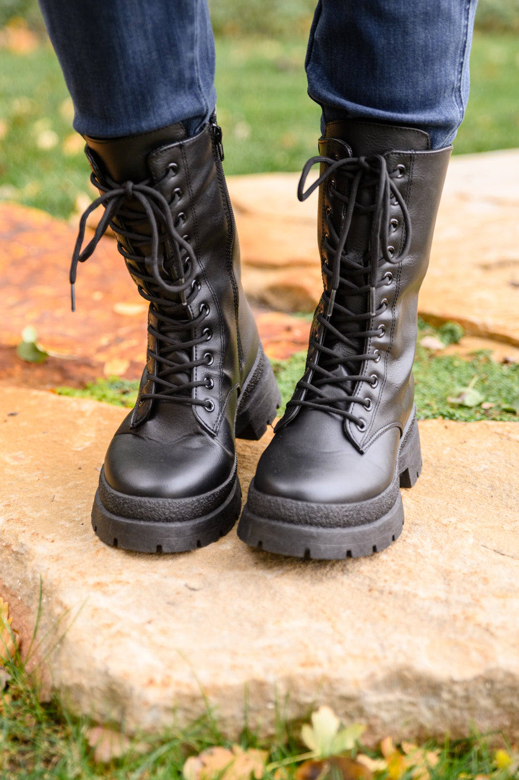 FreshFeelsCombatBootsInBlack5