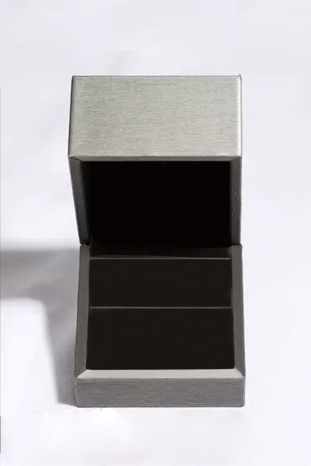 d9653c82d883408aa3c737172335f8f5-Max